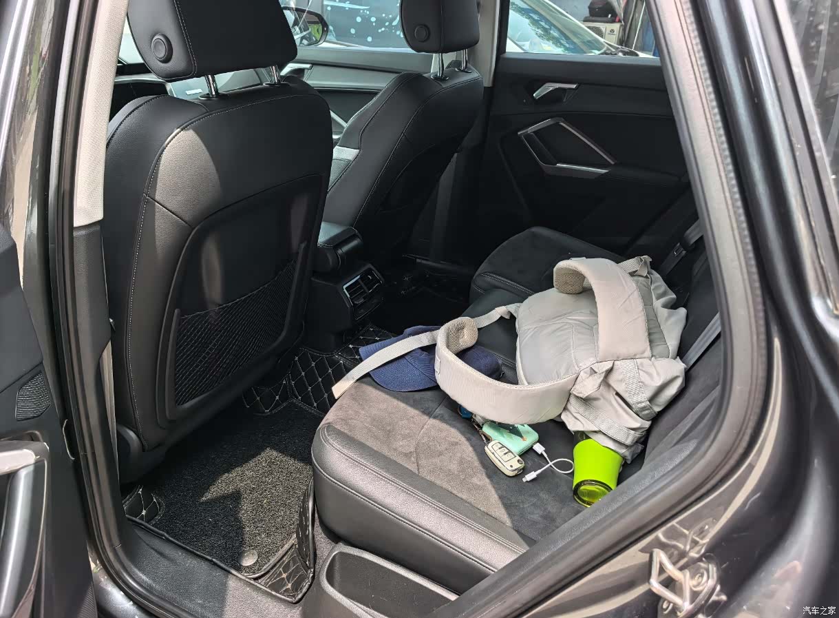 Audi Q3, 2022 6