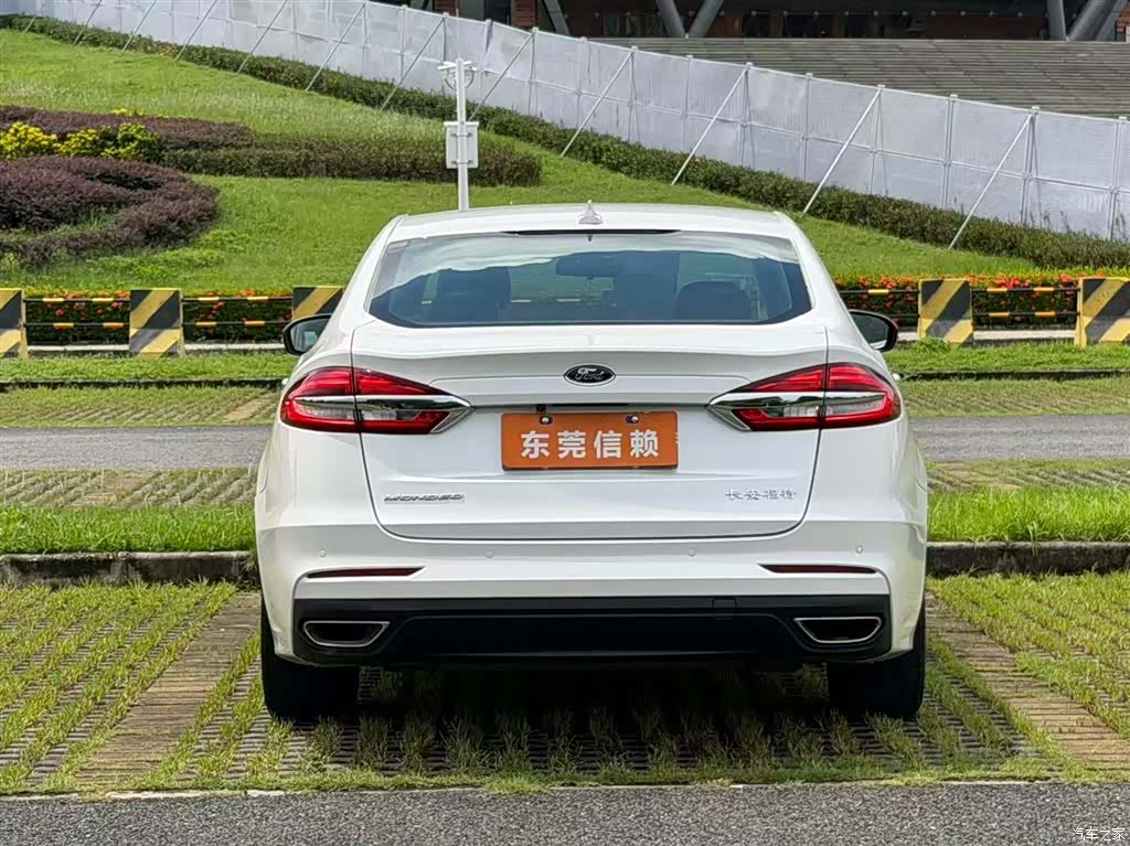 Ford Mondeo, 2020 8