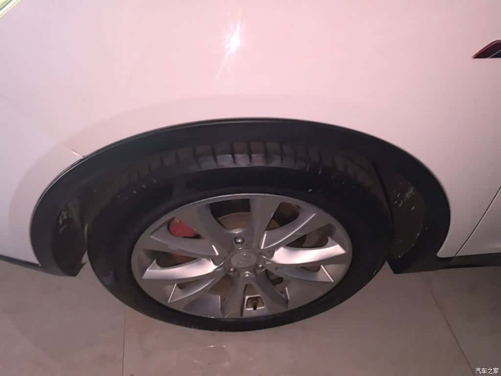 Geely Emgrand, 2017 23