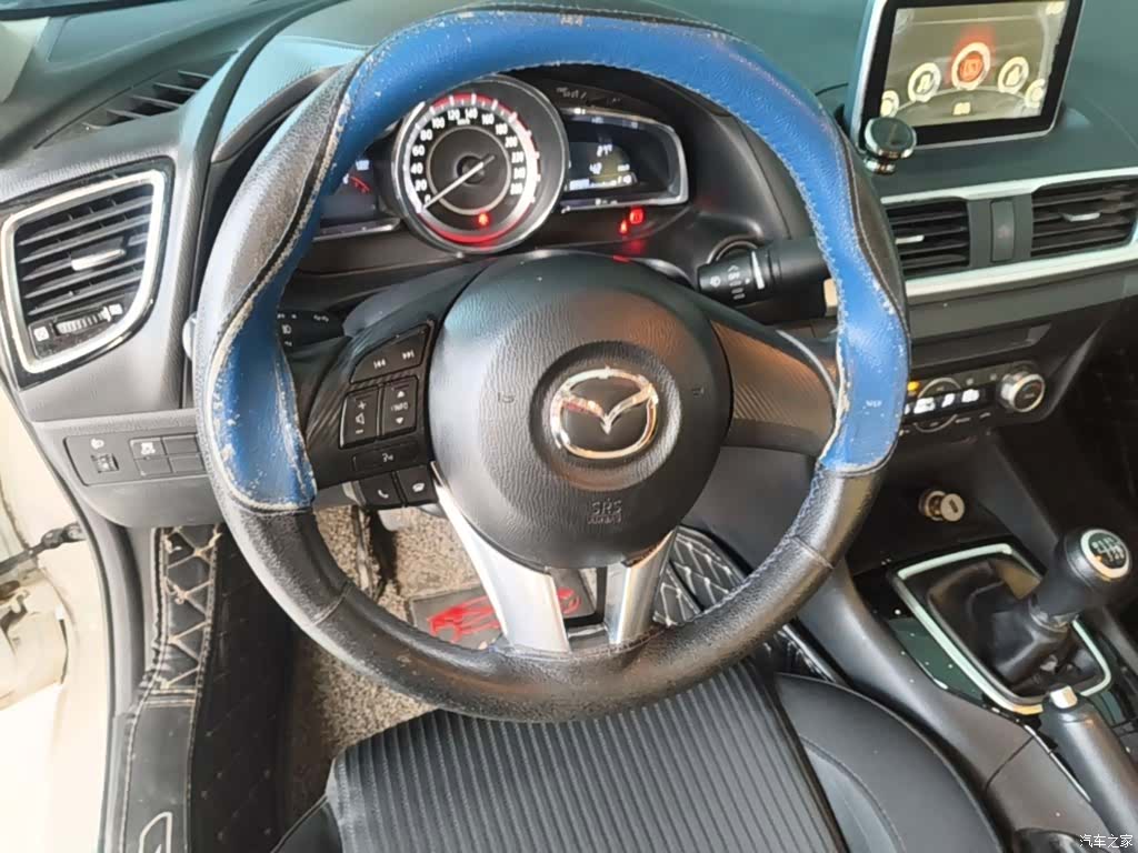 Mazda Mazda3, 2017 11