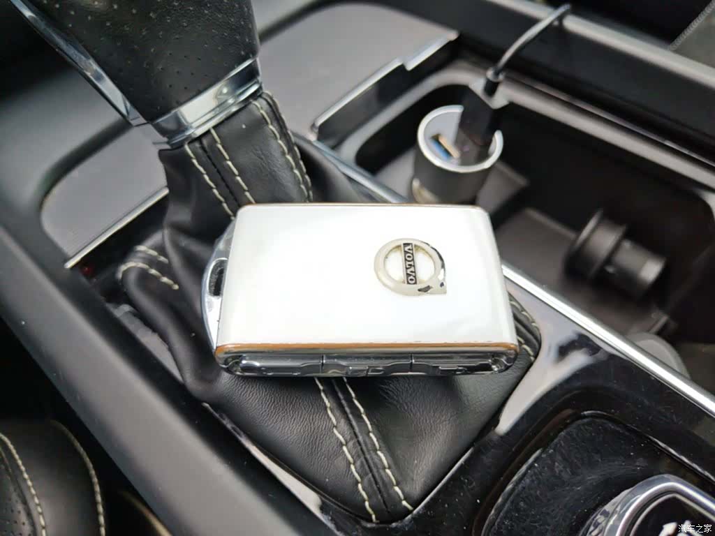 Volvo XC60, 2018 20