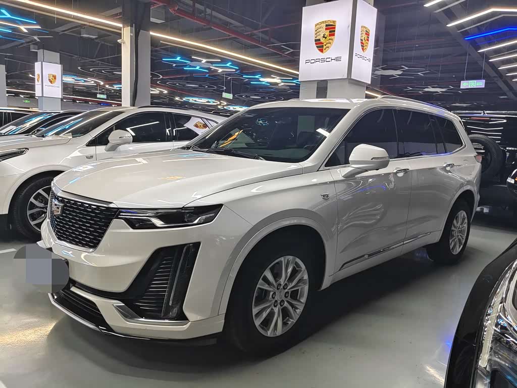 Cadillac XT6