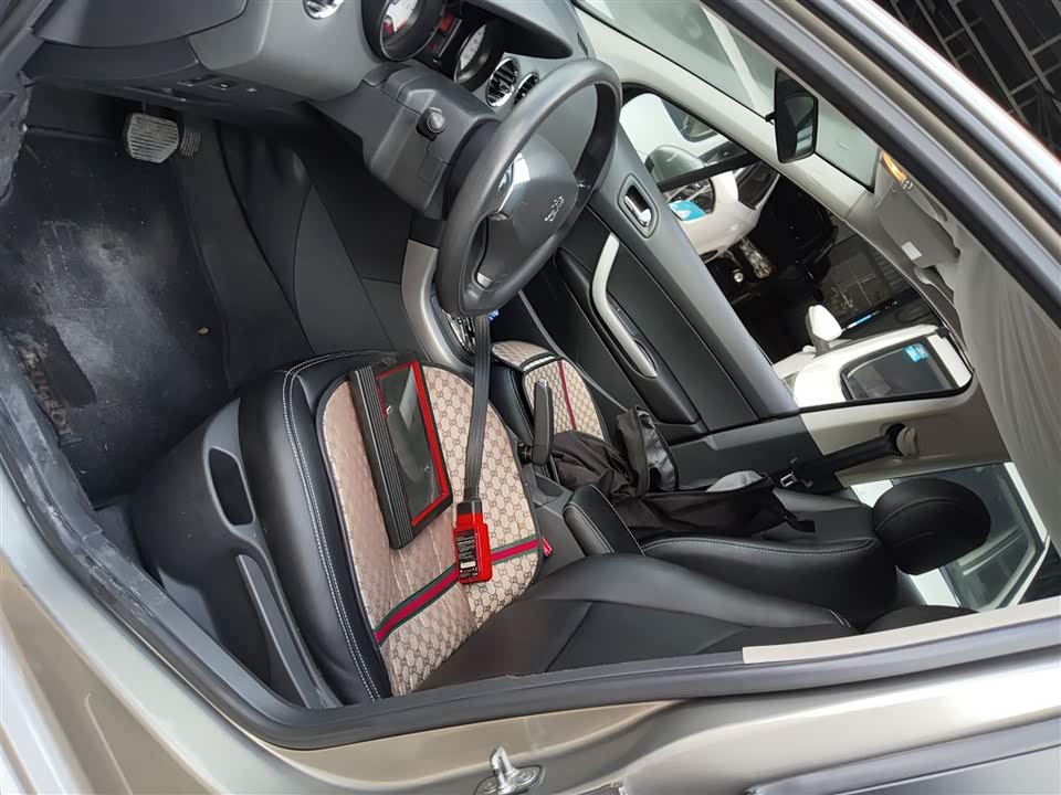 Peugeot 408 Peugeot 408