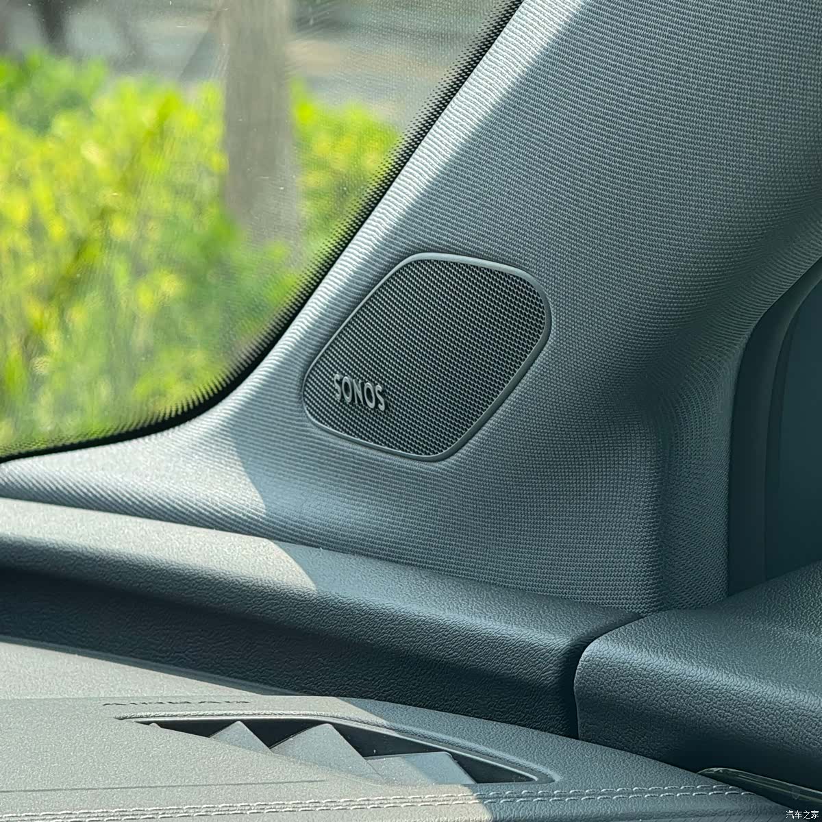 Audi Q4 e-tron, 2023 24