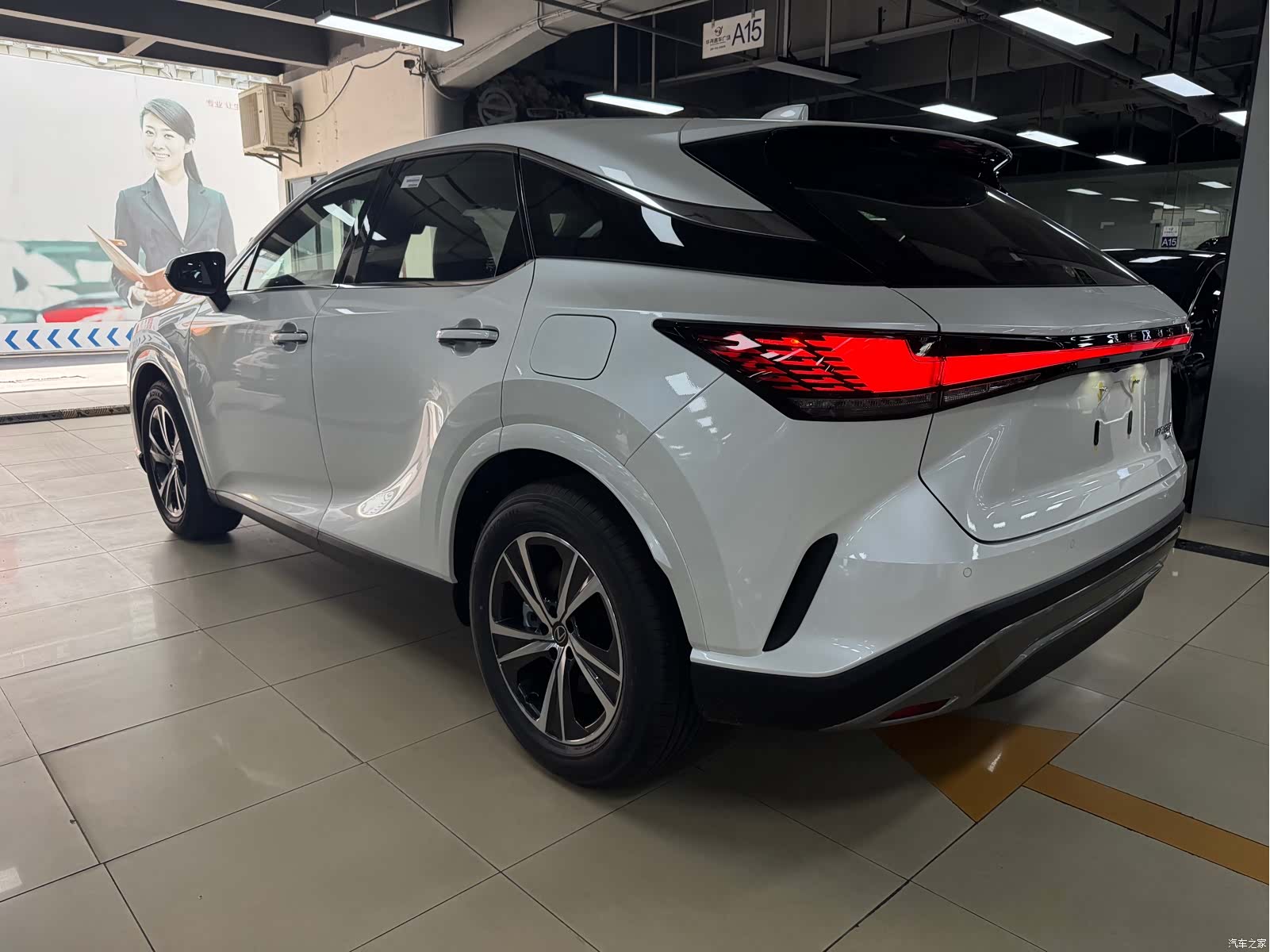 Lexus RX, 2026 все фото