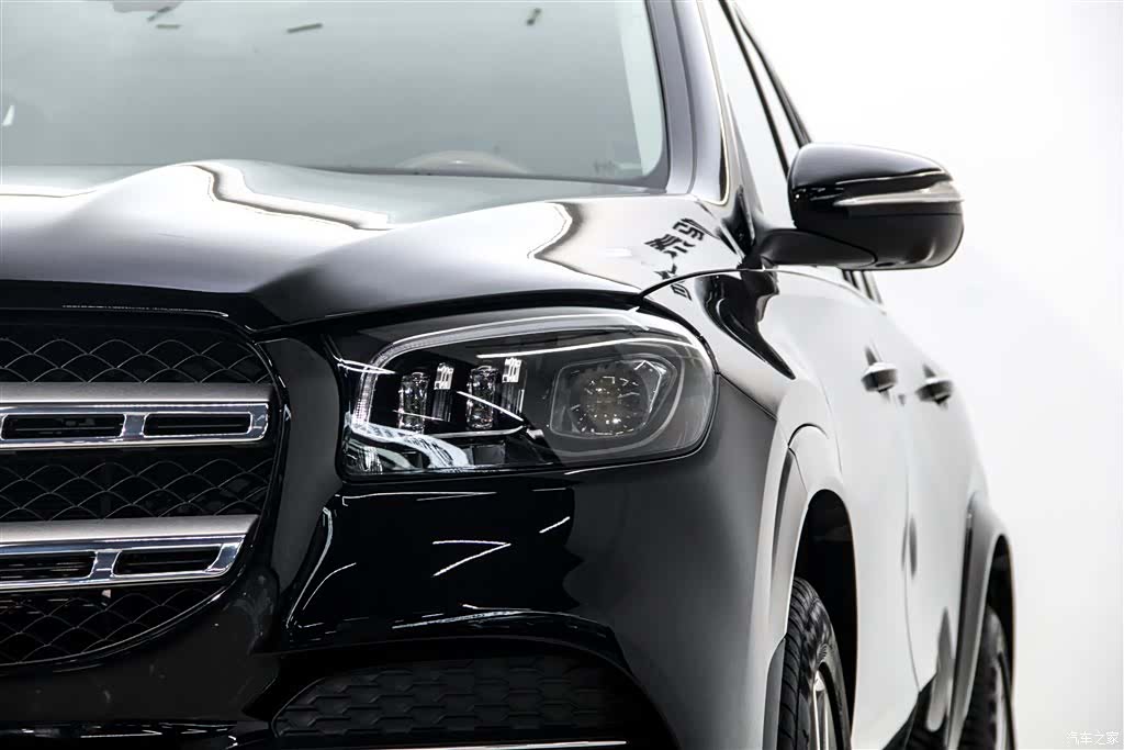 Mercedes-Benz GLS, 2024 10