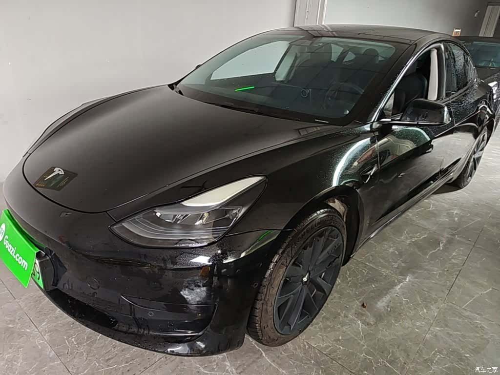 Tesla Model 3, 2022 1