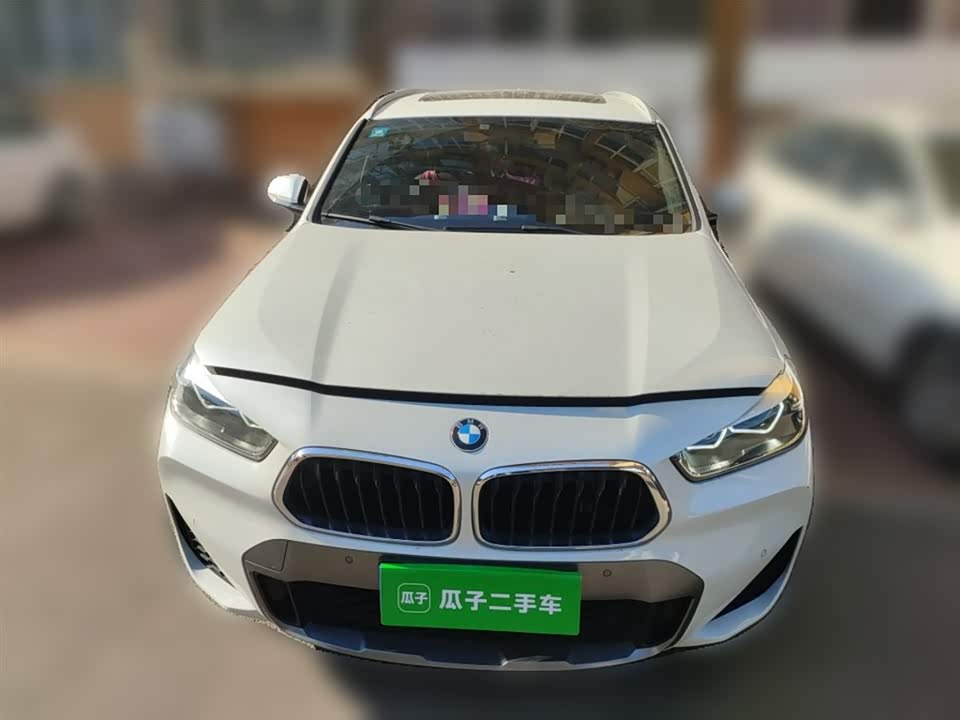 BMW X2