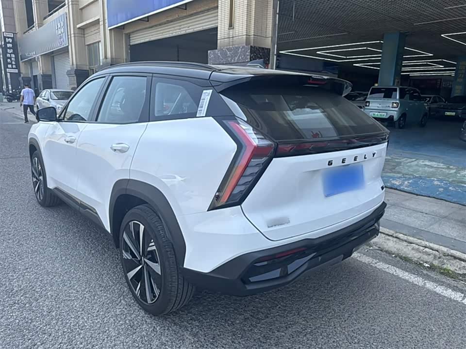 Geely Atlas L Geely Atlas L