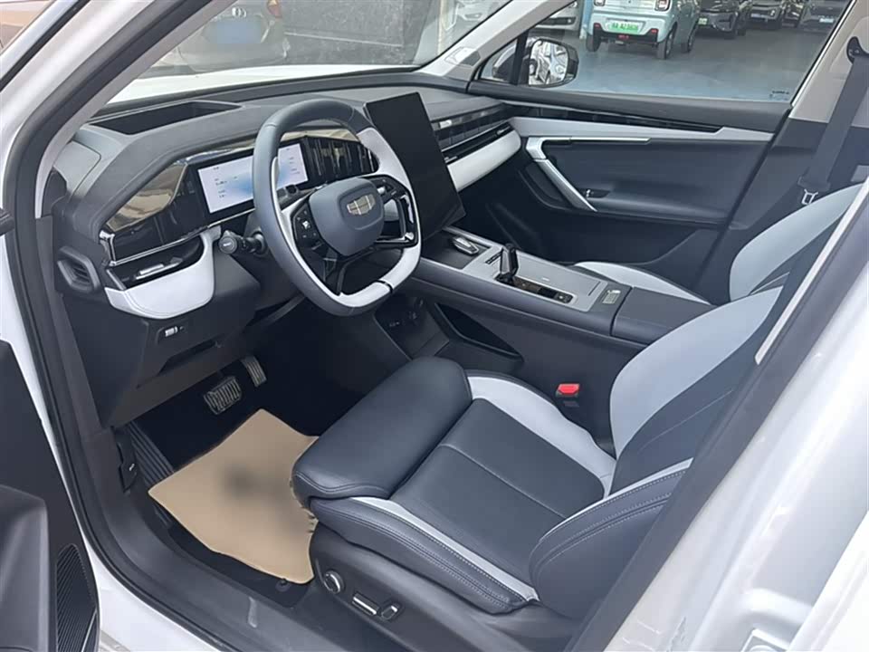 Geely Atlas L Geely Atlas L