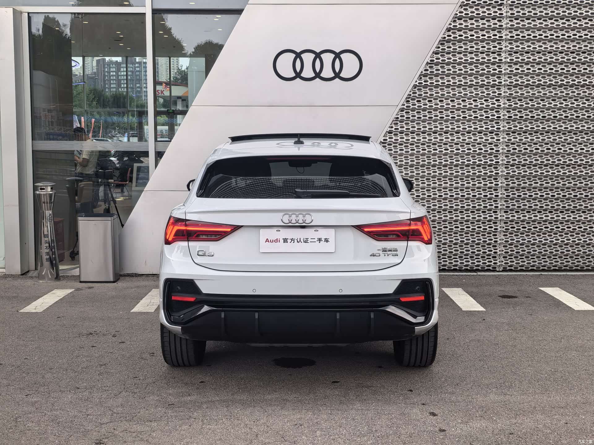 Audi Q3, 2022 4