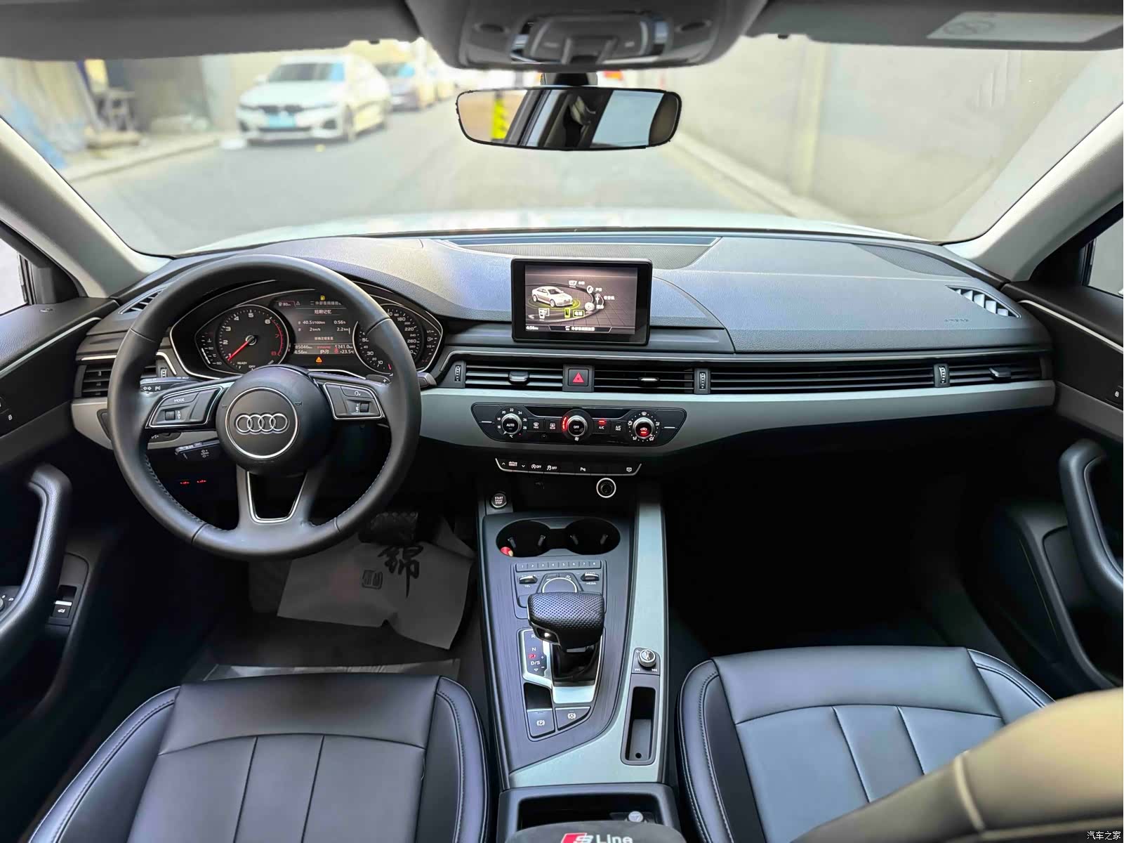 Audi A4L, 2018 13