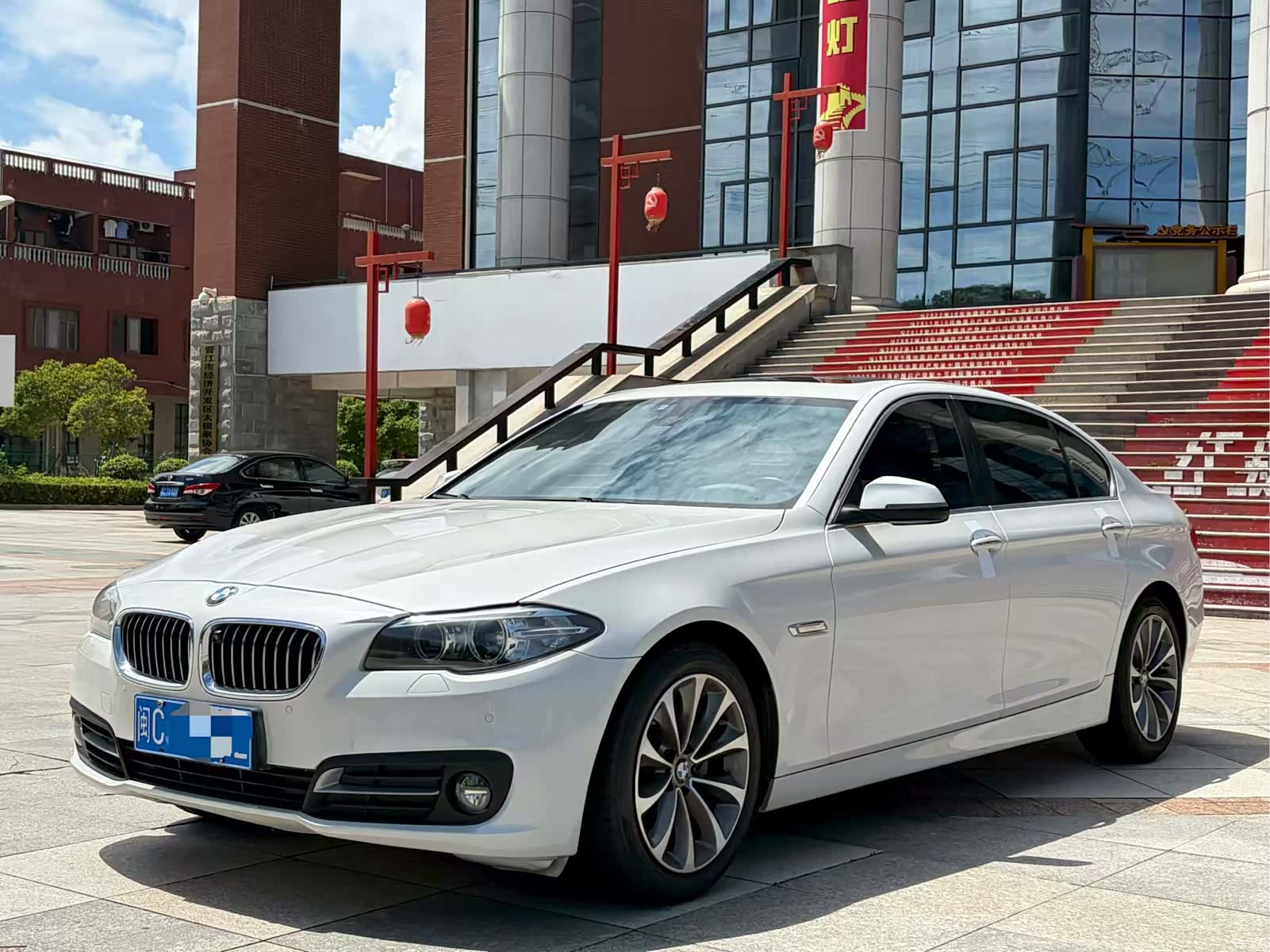 BMW 5 Series, 2017 1