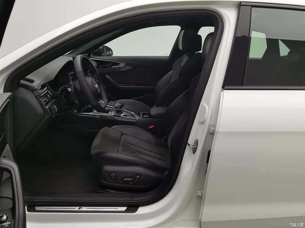Audi A4L, 2022 10