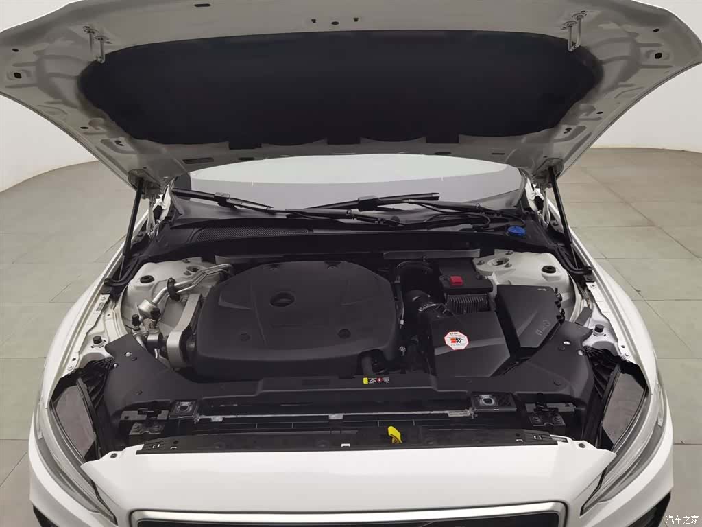 Volvo V60, 2020 6