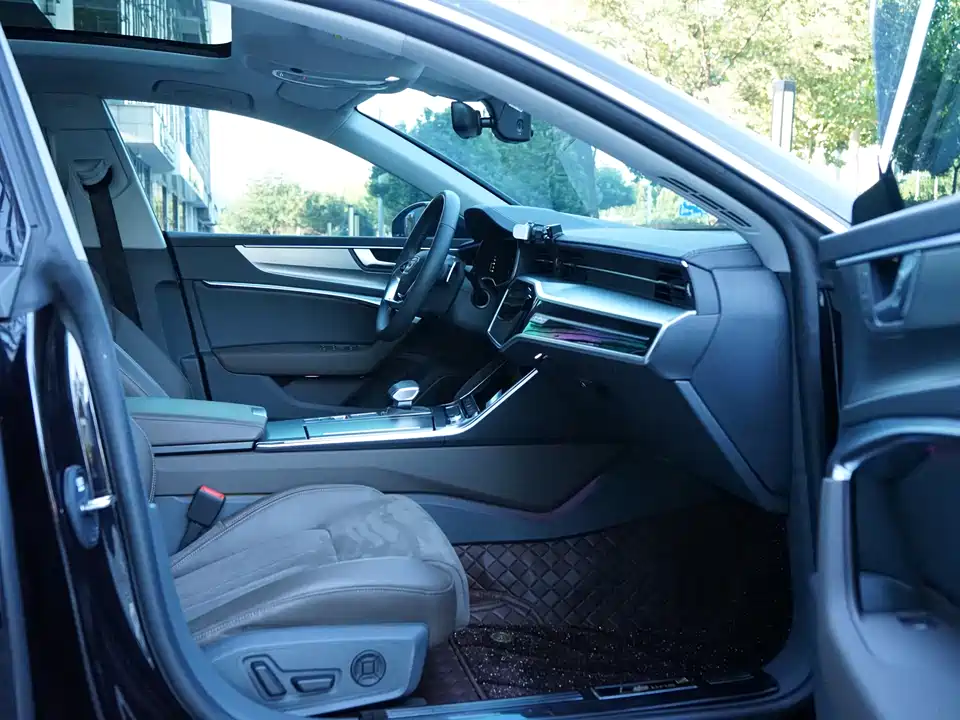 Audi A7L Audi A7L