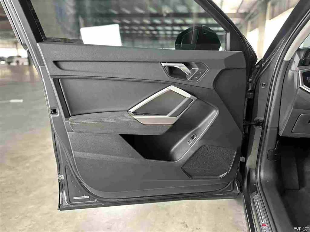 Audi Q3, 2022 16
