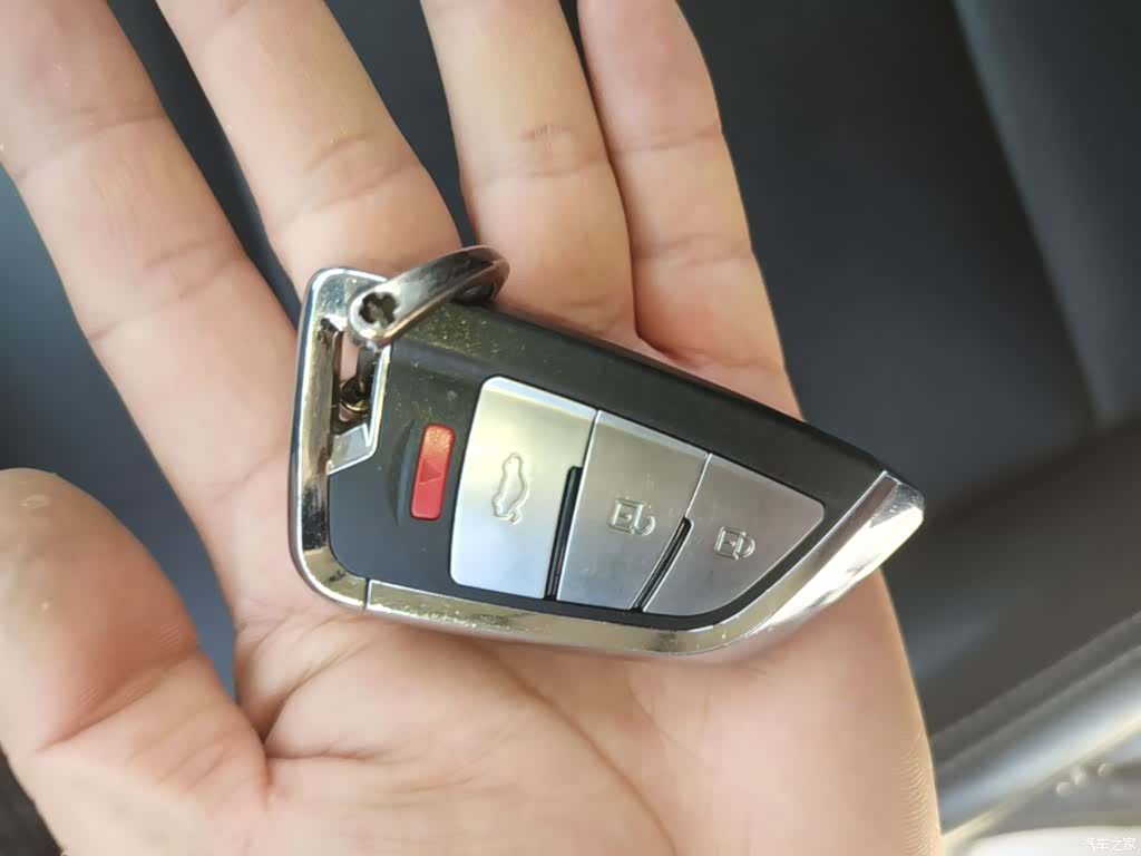 Geely Emgrand, 2017 17