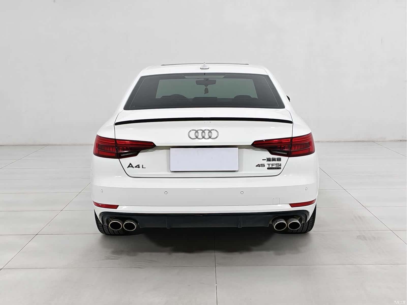 Audi A4L, 2017 все фото