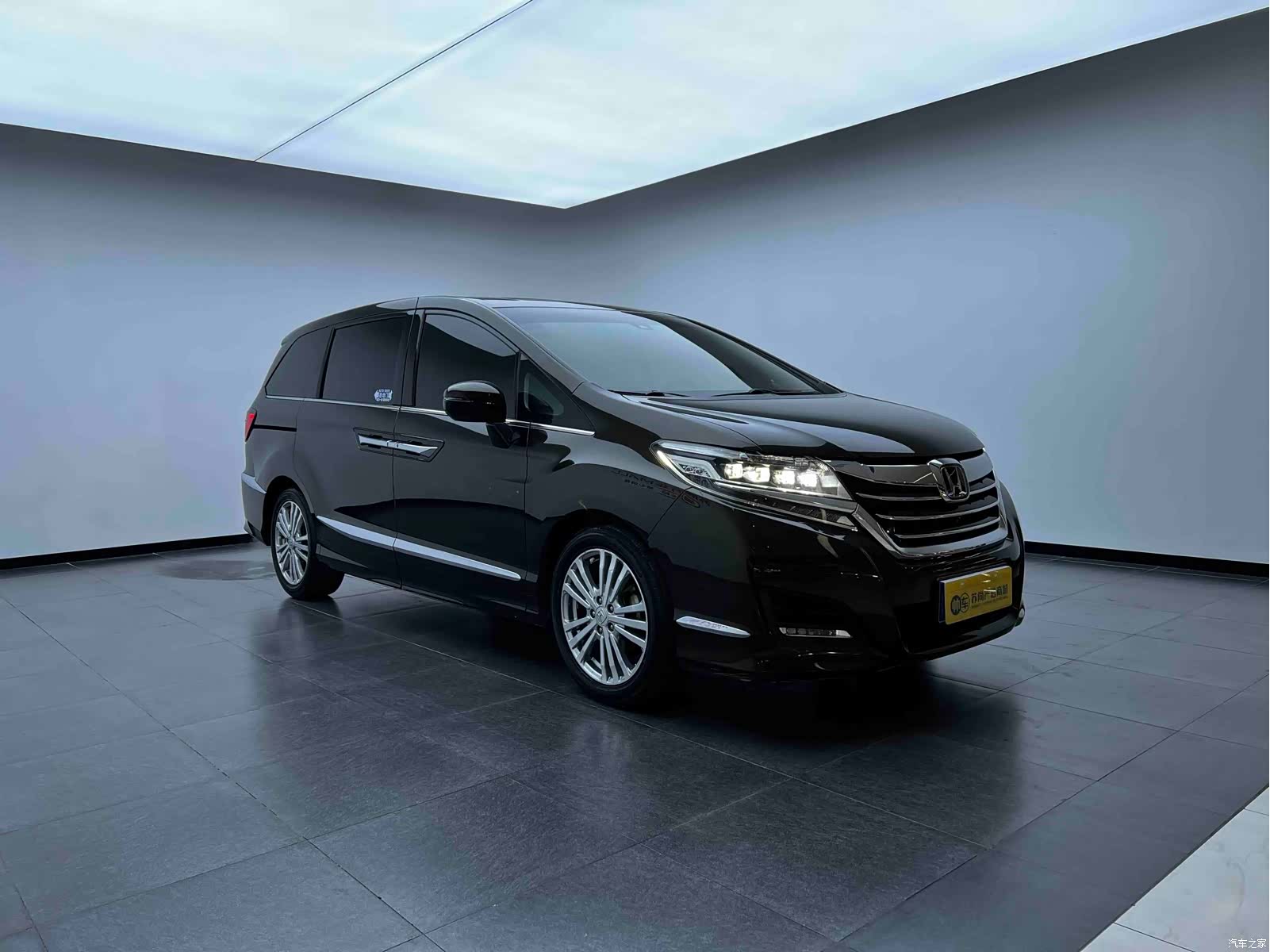 Honda Elysion, 2018 3