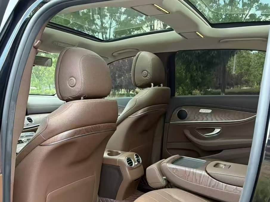 Mercedes-Benz E-class Mercedes-Benz E-class