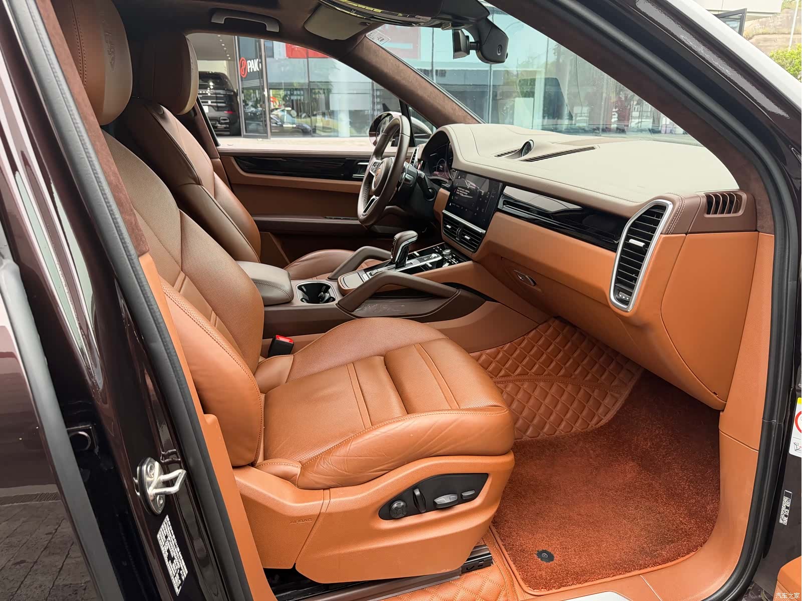 Porsche Cayenne, 2022 9