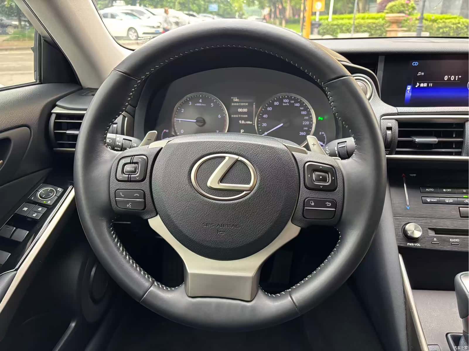 Lexus IS, 2018 10
