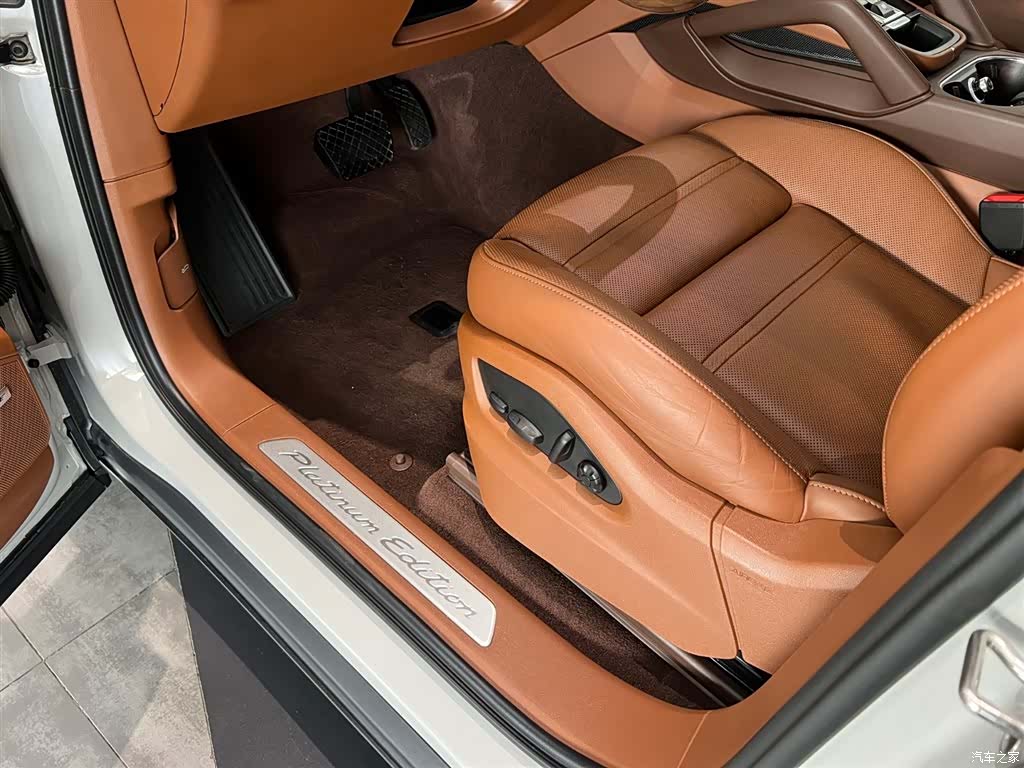 Porsche Cayenne, 2023 14