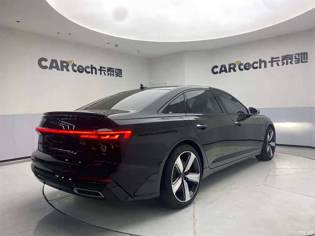 Audi A6L, 2020 все фото