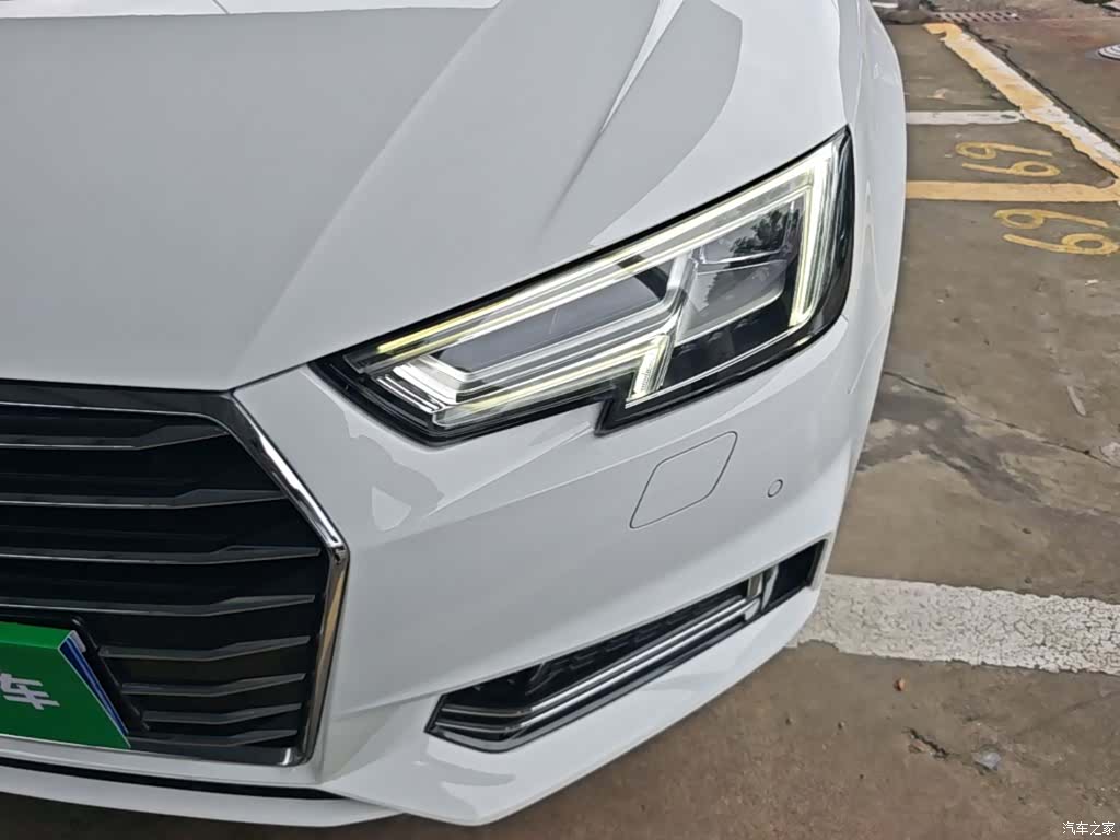 Audi A4L, 2019 24