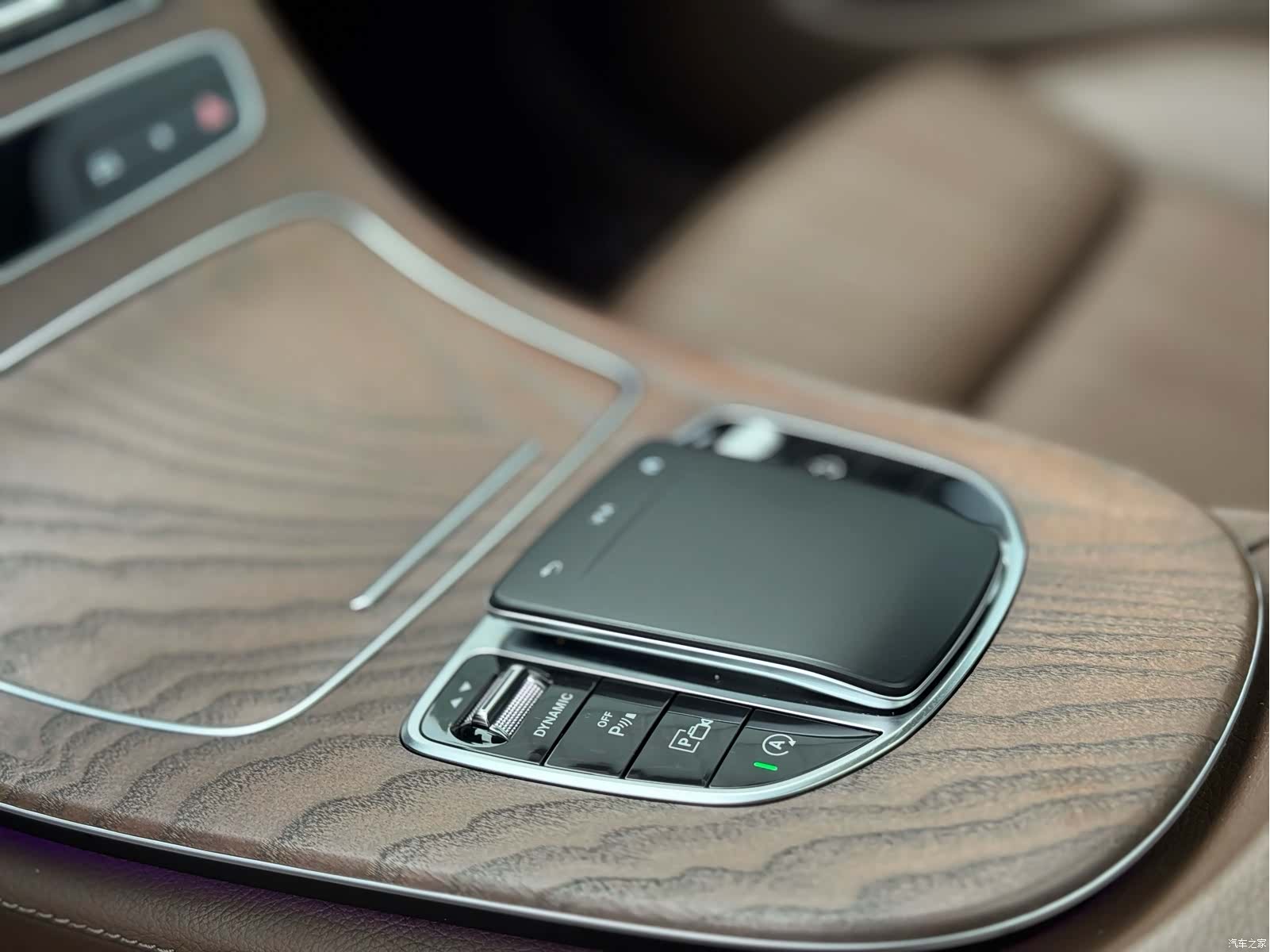 Mercedes-Benz E-Class, 2023 19