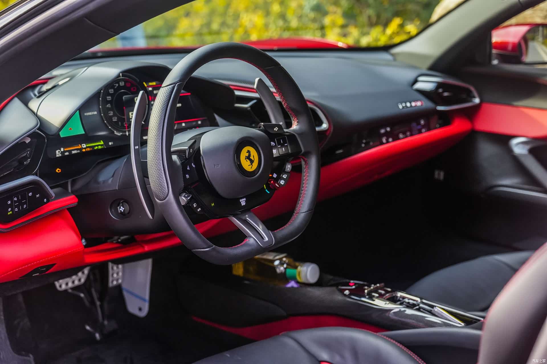Ferrari 296, 2024 8