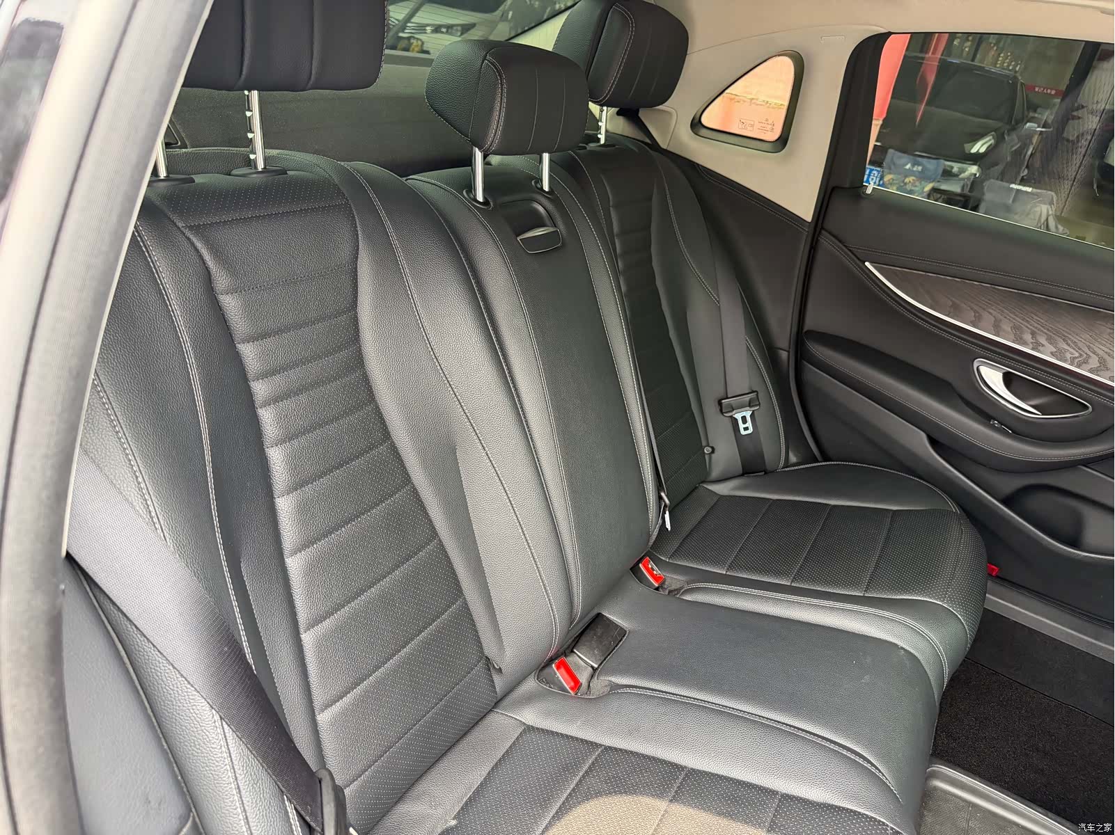 Mercedes-Benz E-Class, 2017 16