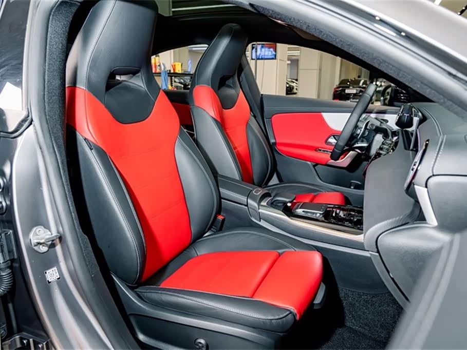 Mercedes-Benz CLA AMG