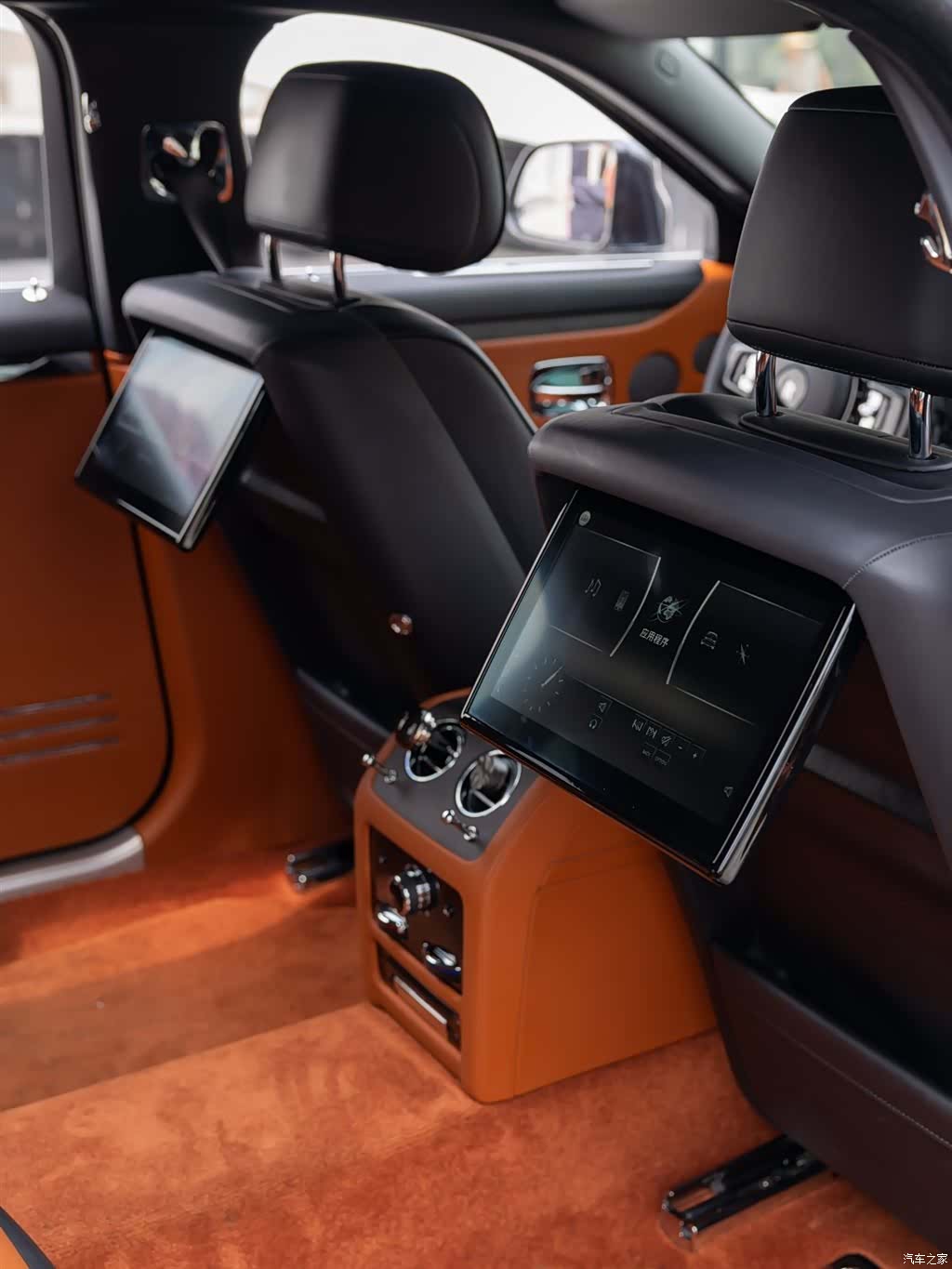 Rolls-Royce Ghost, 2022 26