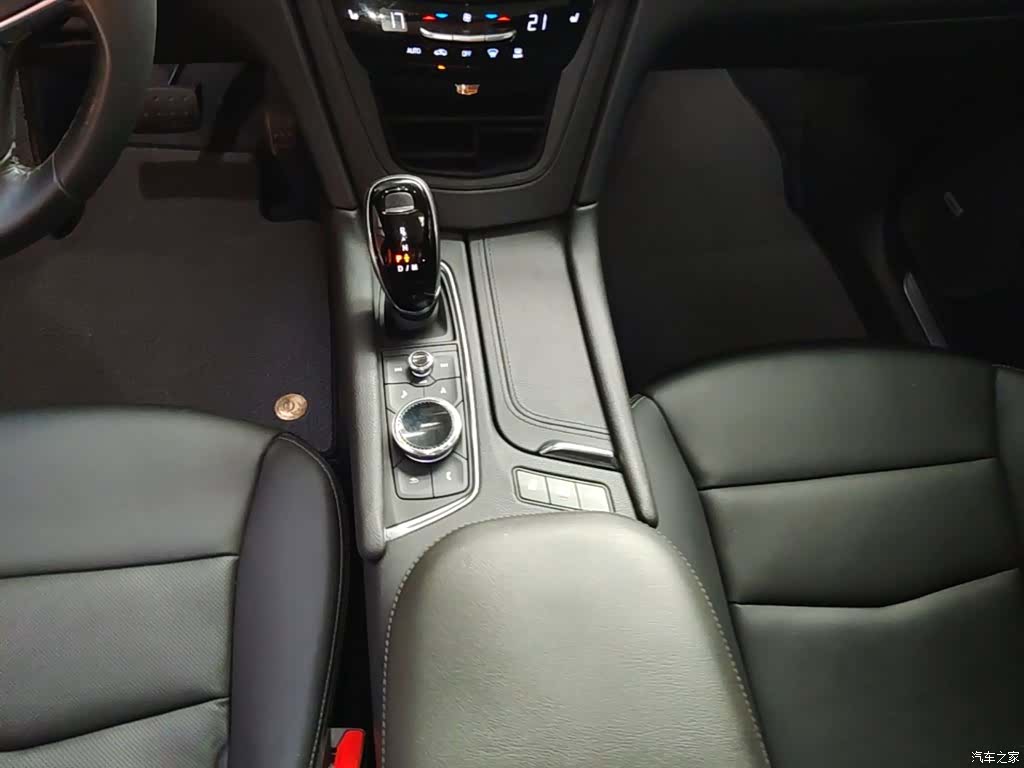 Cadillac XT5, 2020 14