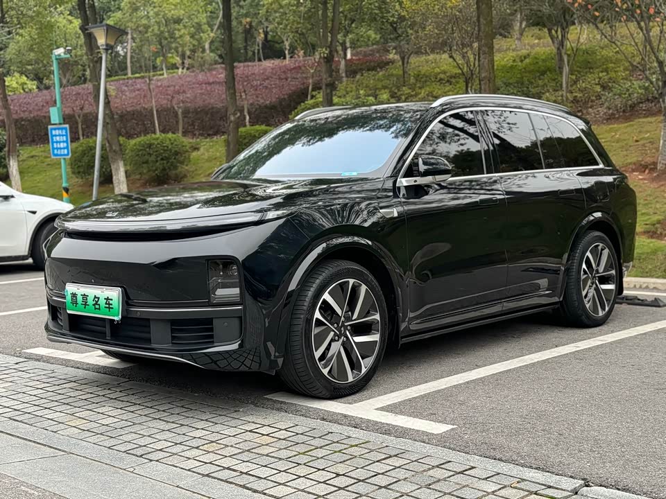 Li Auto Ideal L8