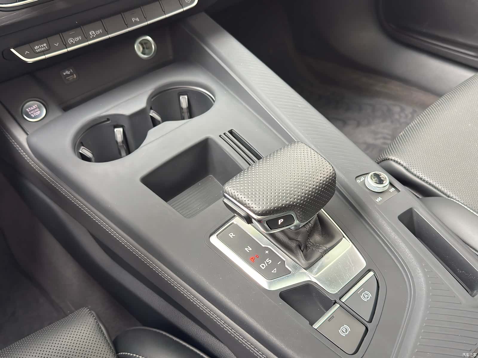 Audi A4L, 2024 9