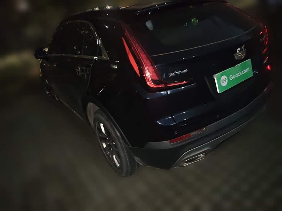 Cadillac XT4
