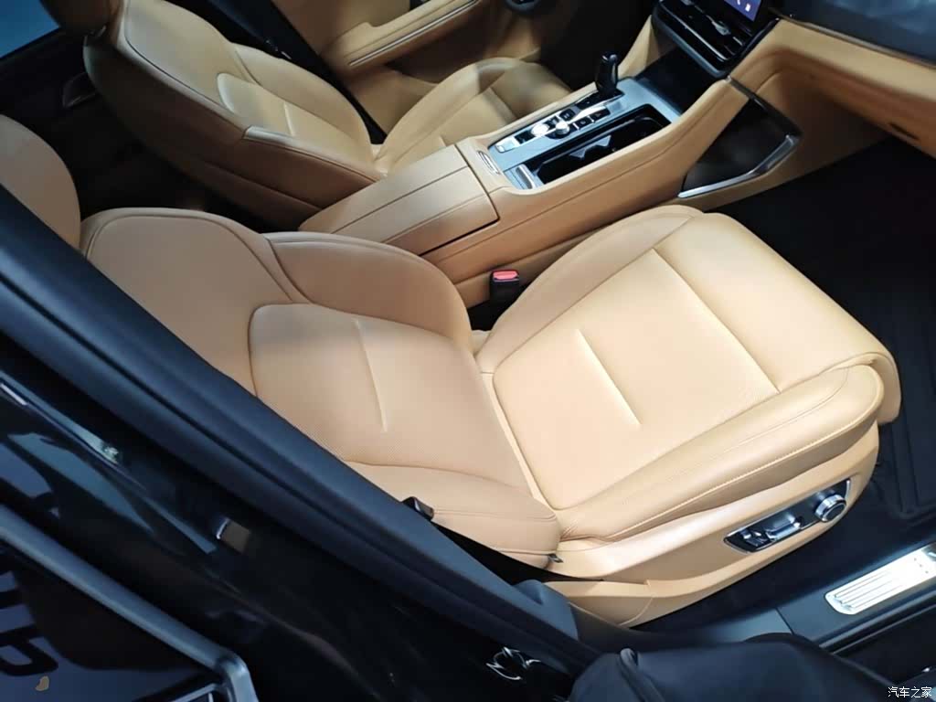 Lynk & Co 02, 2025 25