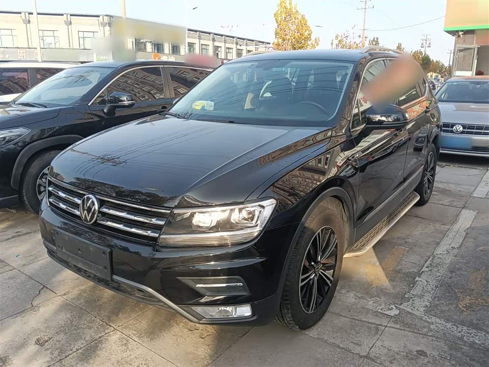 Volkswagen Tiguan L
