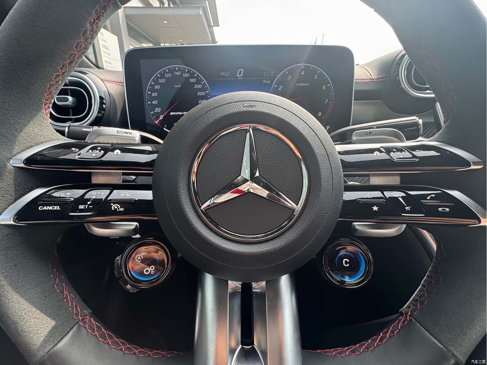 Mercedes-Benz C-Class, 2025 8