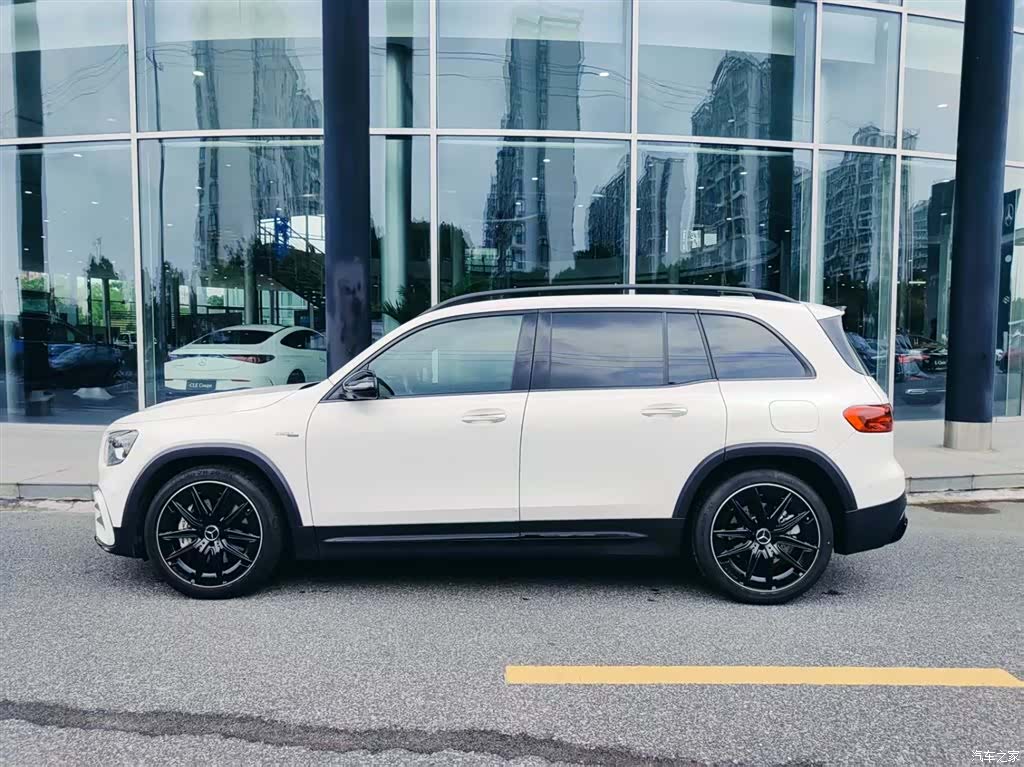 Mercedes-Benz GLB, 2025 3
