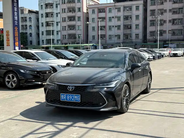 Toyota Avalon 2023 — купить из Китая под заказ