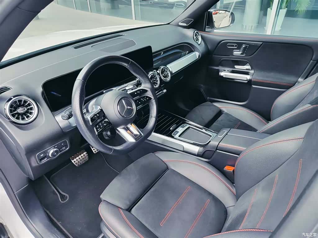 Mercedes-Benz GLB, 2025 9