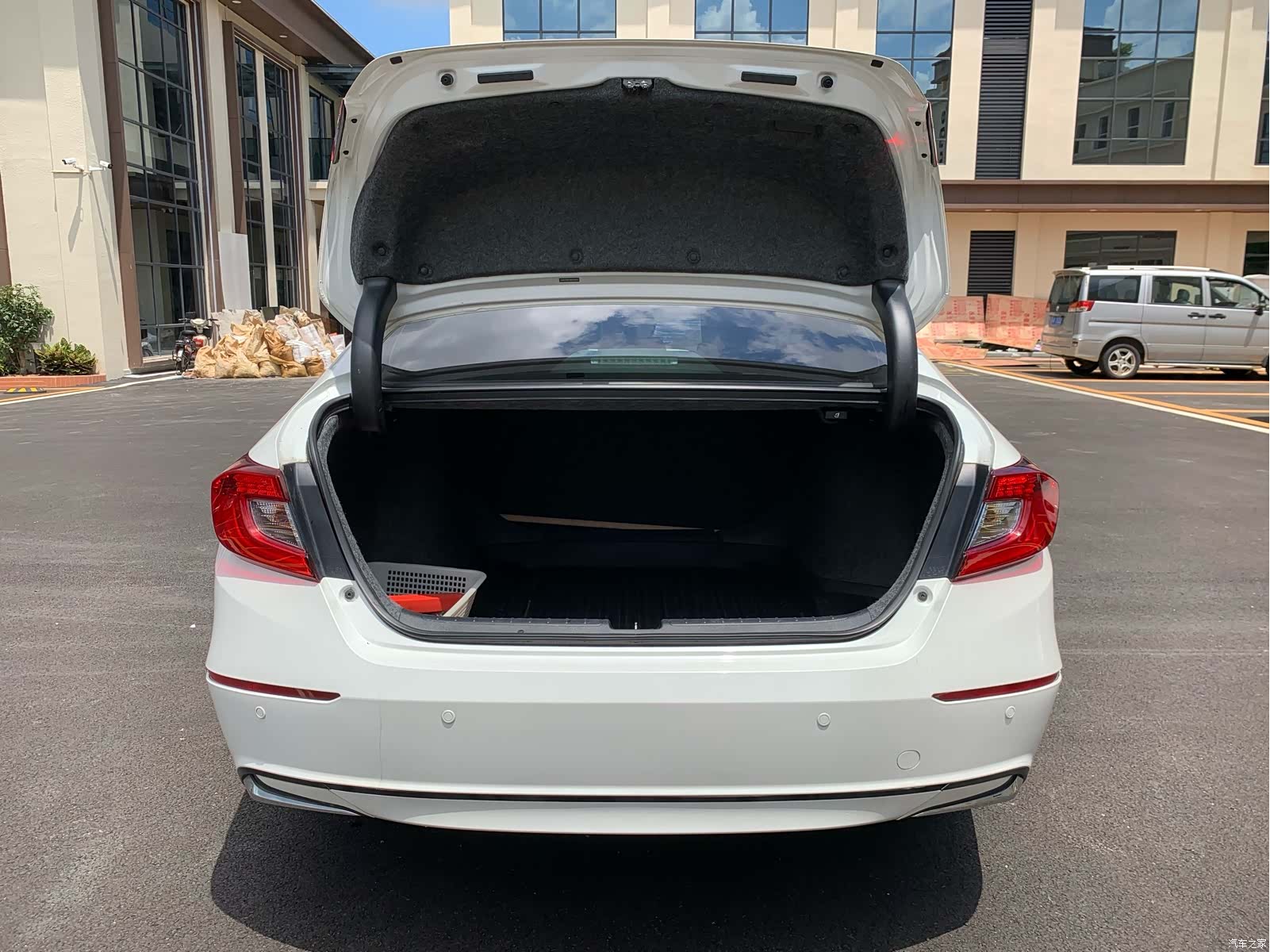 Honda Accord, 2021 7
