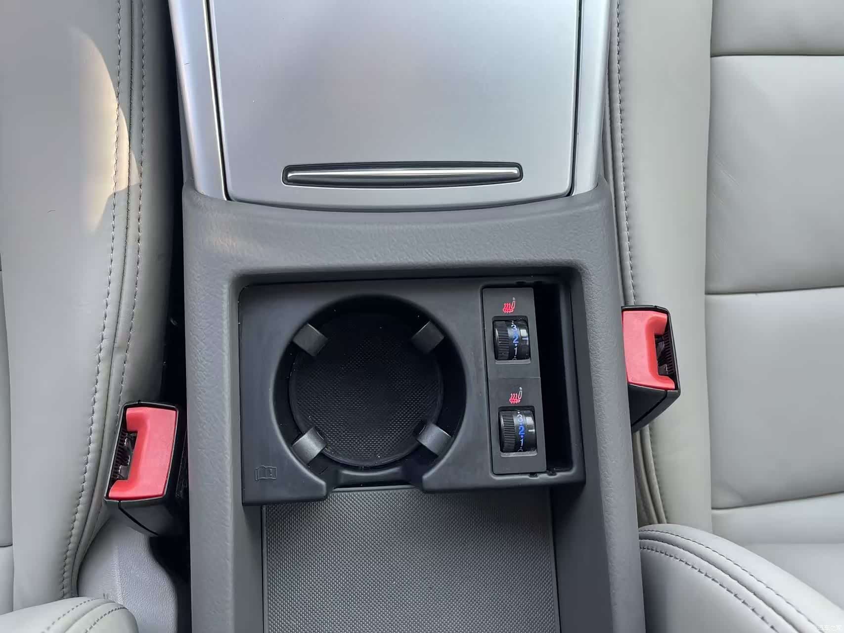 Audi A6L, 2012 22