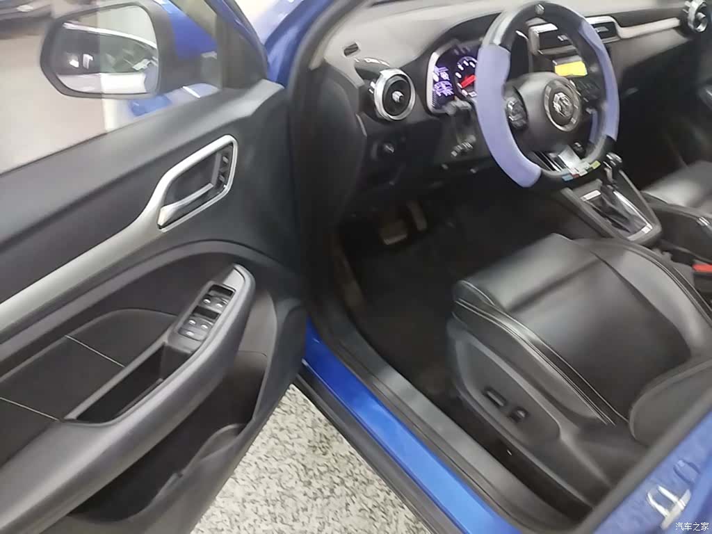 MG ZS, 2019 16