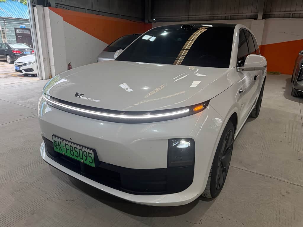 Li Auto L6