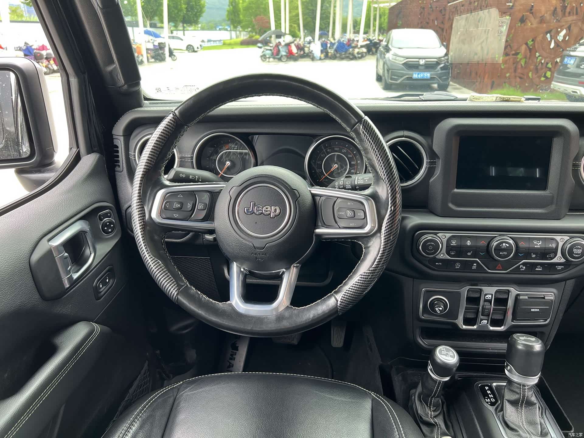 Jeep Wrangler, 2021 9